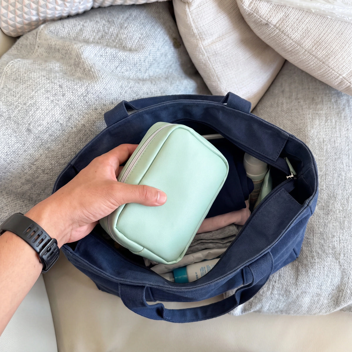 Tidy - The Pill Organizer Bag